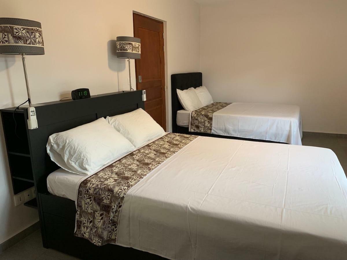 פאפיט Tara Tahiti Lodge מראה חיצוני תמונה