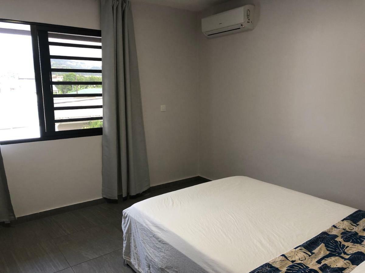 פאפיט Tara Tahiti Lodge מראה חיצוני תמונה