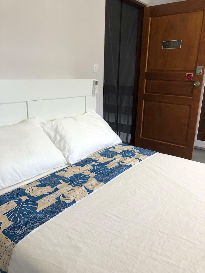 פאפיט Tara Tahiti Lodge מראה חיצוני תמונה